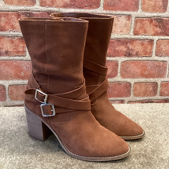 Chelsea & Violet Shoes - Chelsea & Violet CV Vicki cognac suede leather boots size 10
